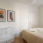 Lejlighed Lovely By W Bathtub And Balcony *