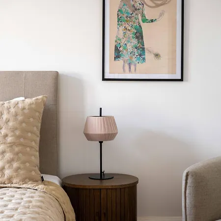 شقة Lovely By W Bathtub And Balcony