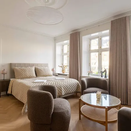 Lovely By W Bathtub And Balcony Apartamento